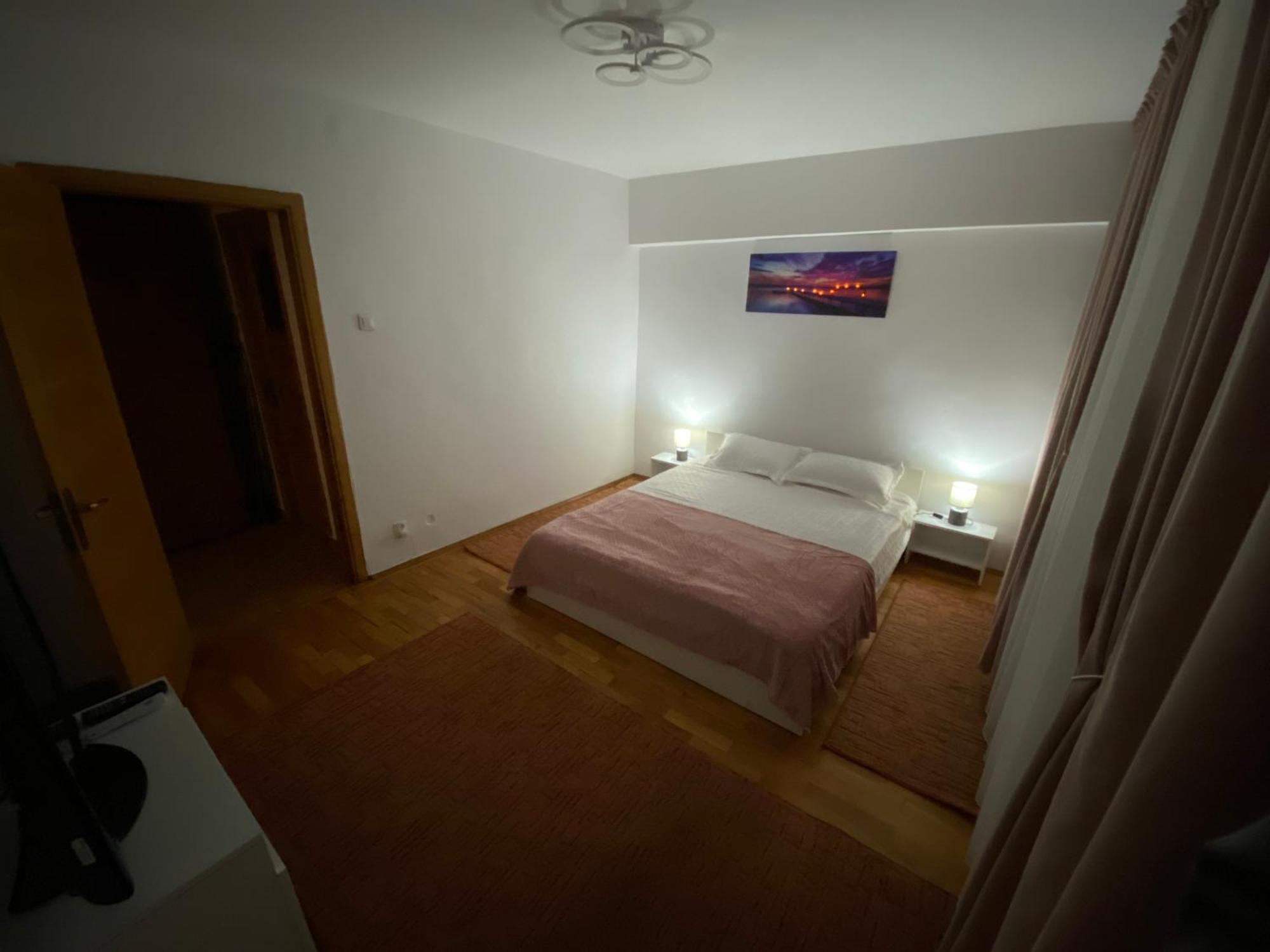 Central Relaxation Apartment Bucharest Exterior photo