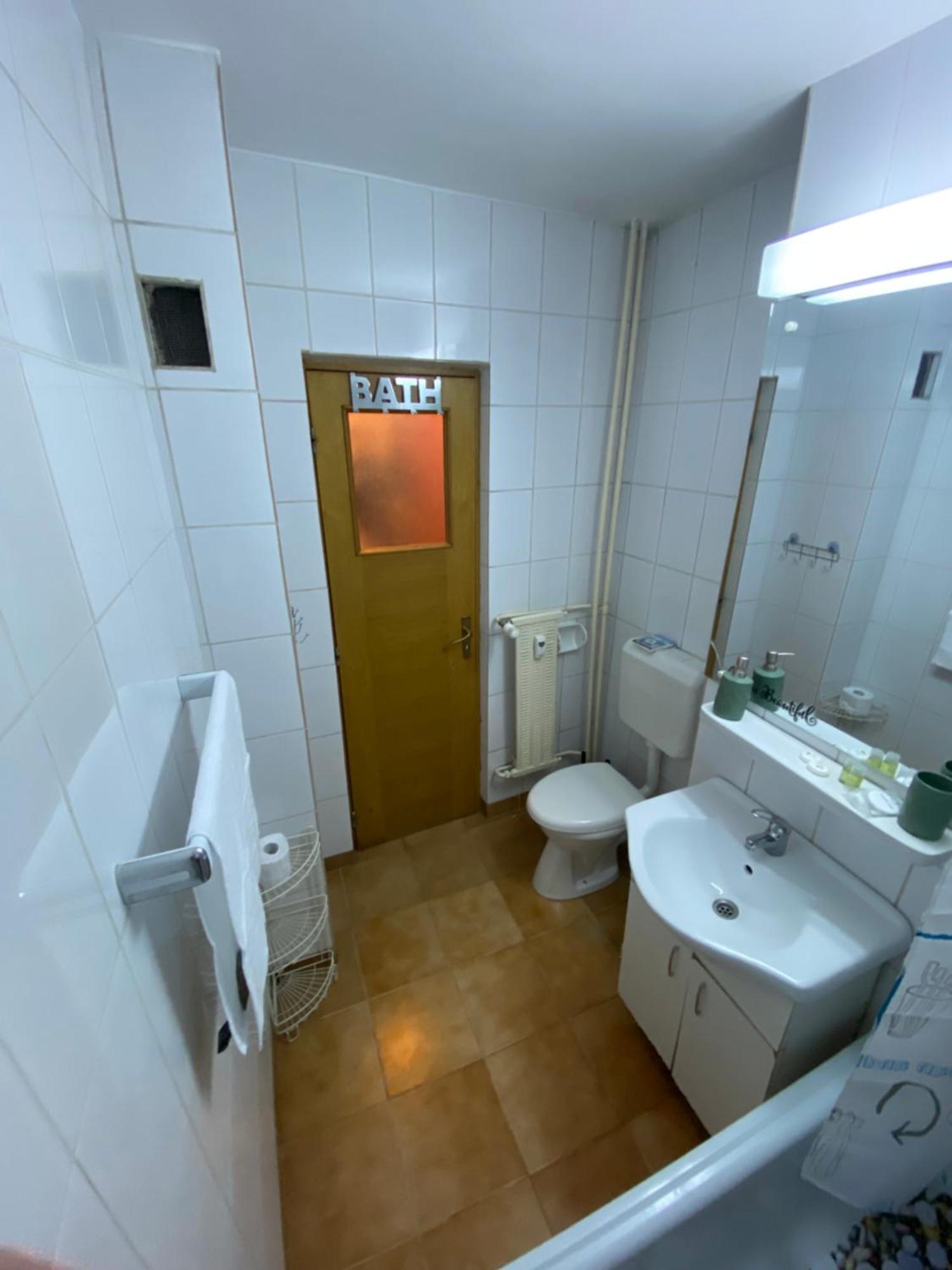 Central Relaxation Apartment Bucharest Exterior photo