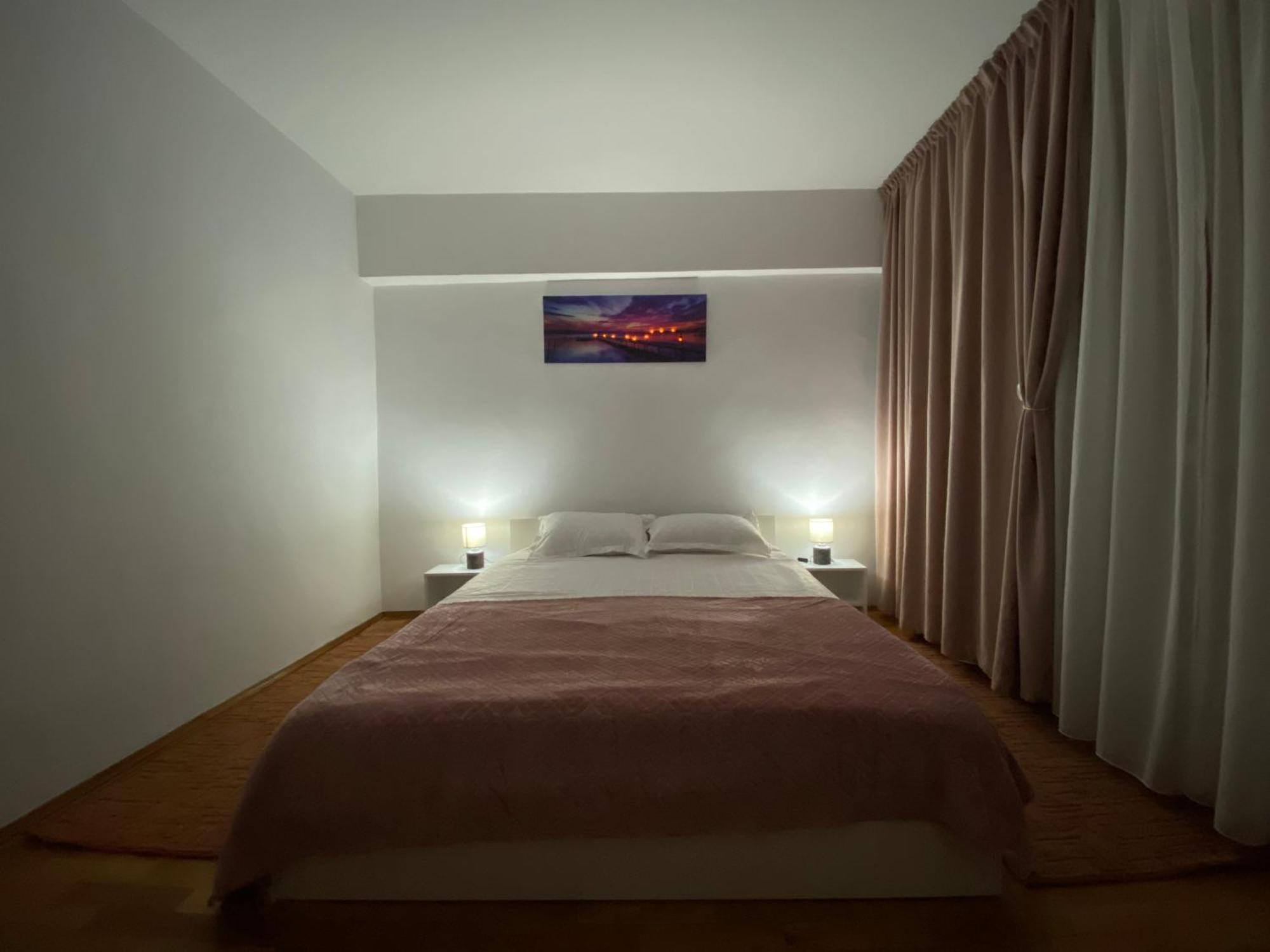 Central Relaxation Apartment Bucharest Exterior photo