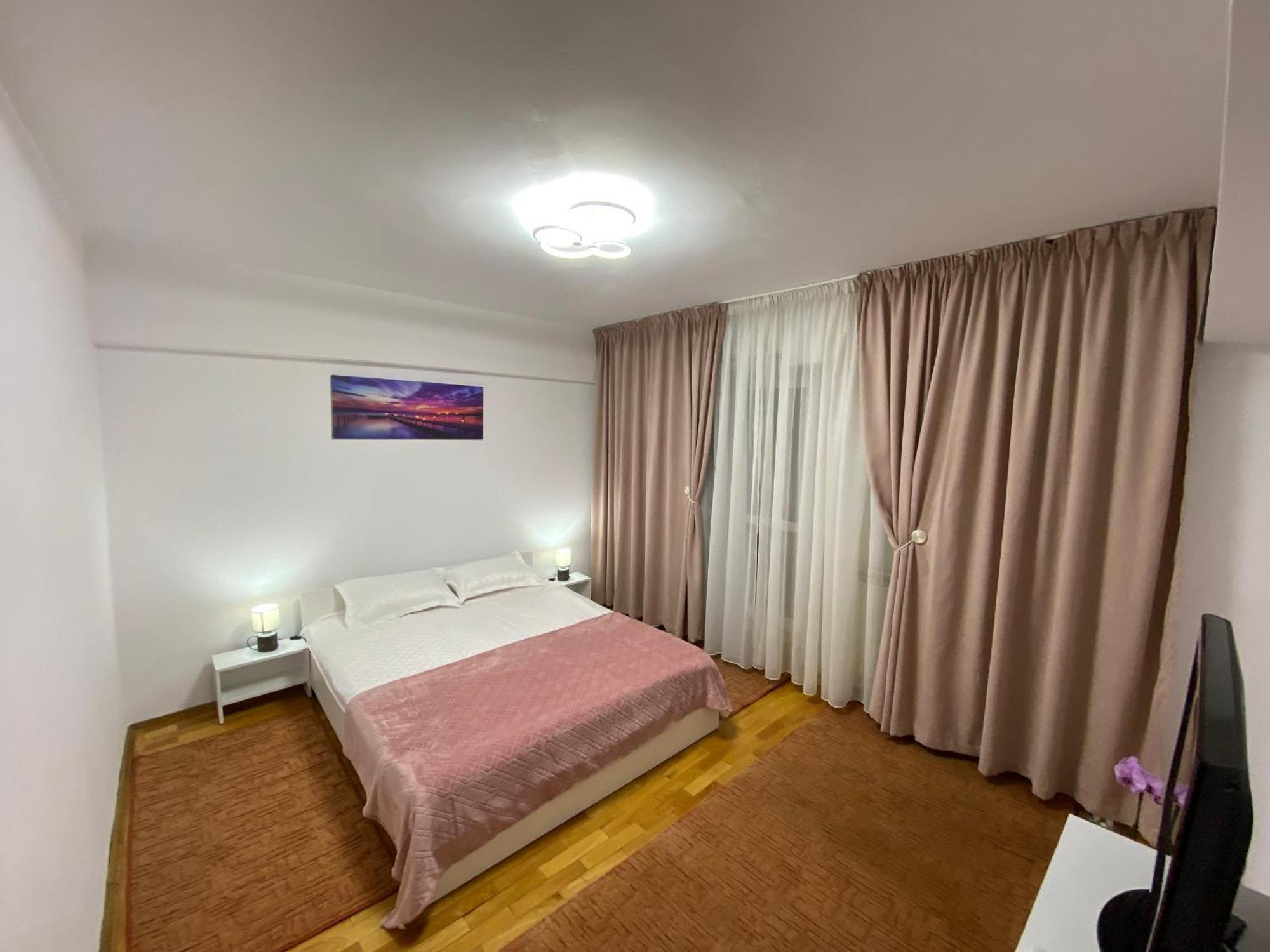 Central Relaxation Apartment Bucharest Exterior photo